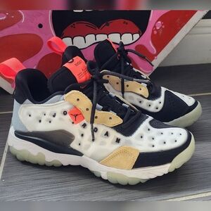 Jordan Delta 2 White Black Tan Infrared